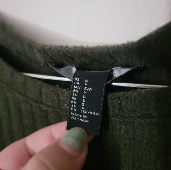 Forever 21 green ribbed sweater - Picture 3 of 4